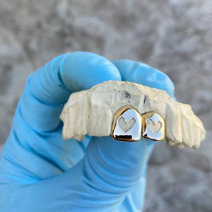 10K Gold Custom Double Heart Cutout Grillz Open Face Two Hearts Caps Bling Cartel Rings