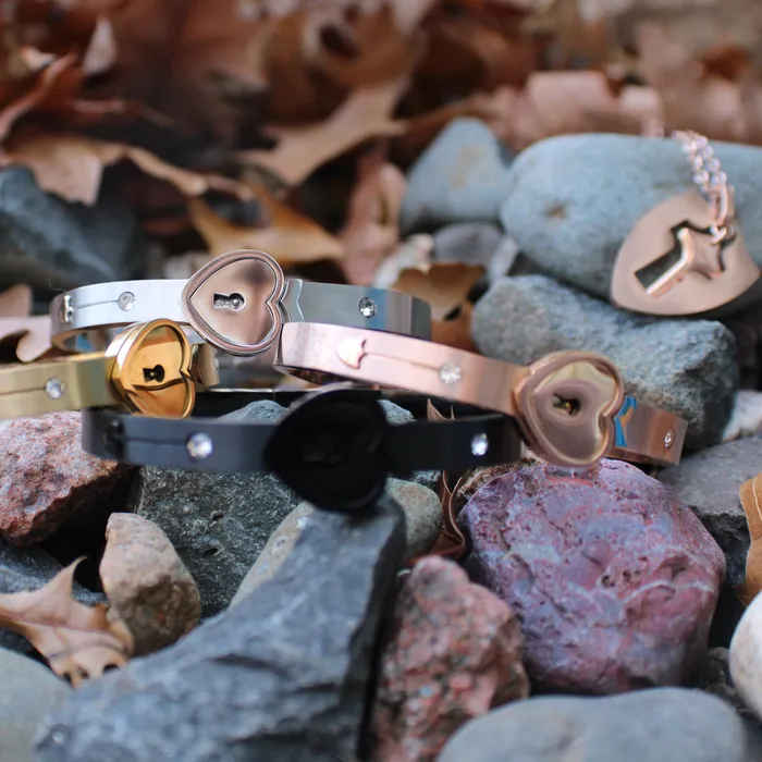 Bracelets Captive Collars Locking Bracelet and Key Necklace